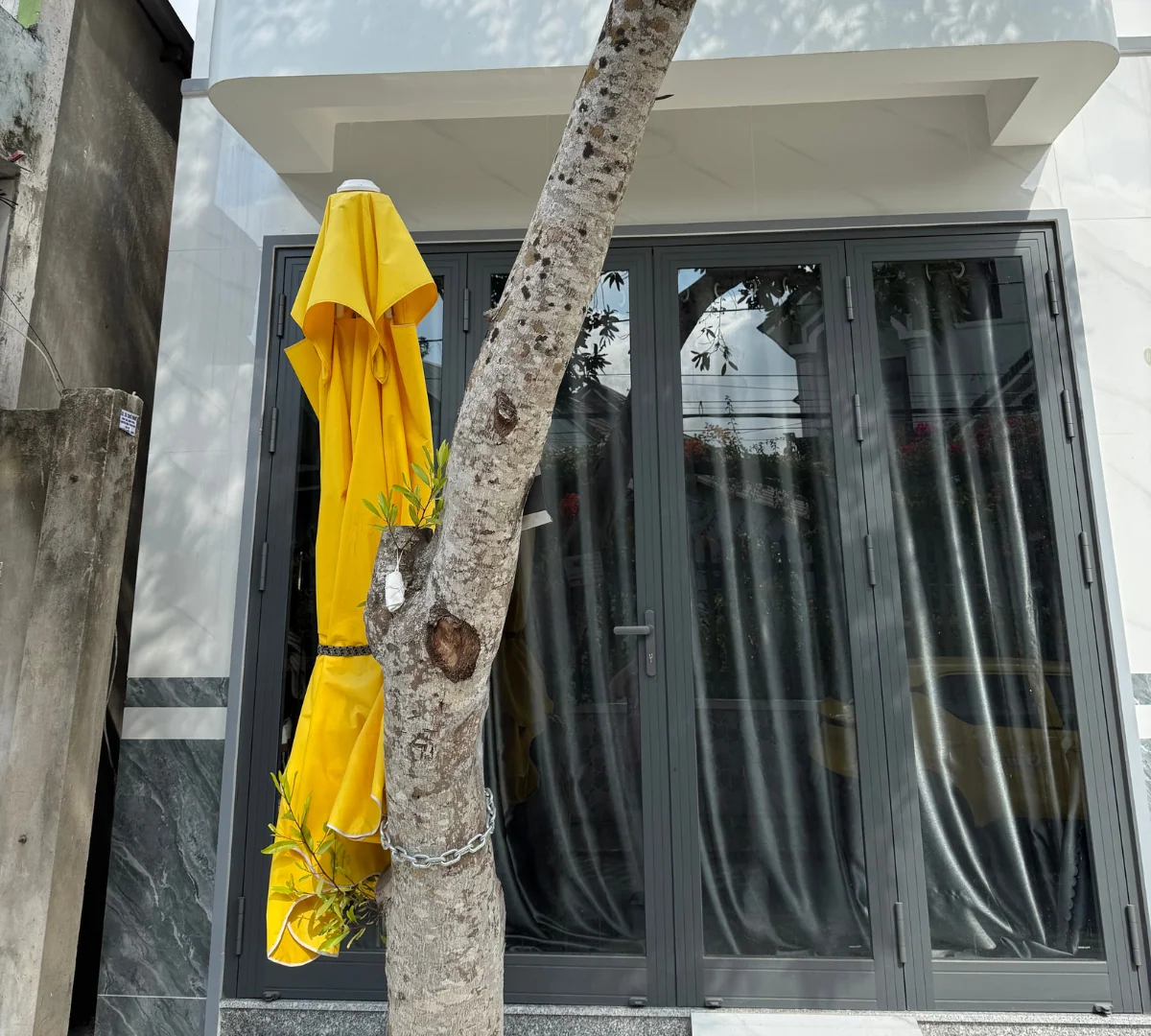 Hình ảnh mặt tiền của Poppers Việt Nam có địa chỉ trụ sở tại: 391 Trần Xuân Soạn, Quận 7, HCM